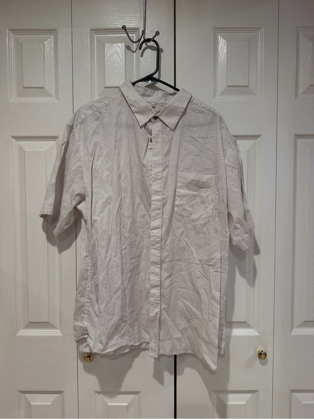 Men's Short-Sleeve White Button-Down Shirt with Microdot Pattern